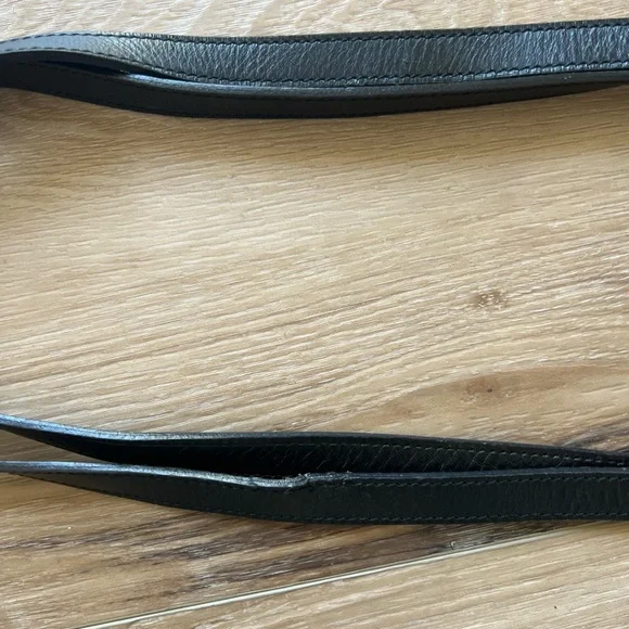 BURBERRY Black Leather Shoulder Bag with Gold Accents and Nova Check interior - Picture 12 of 12